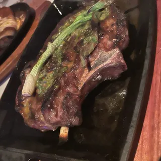 22 oz. Bone-In Cowboy Ribeye Vaquero