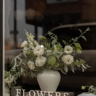 Flowers for walk in and delivery everyday of the week!