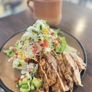 Wedge Salad With Chicken