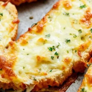 A picture of the garlic bread from tge website.