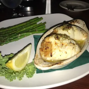 Crab stuffed flounder