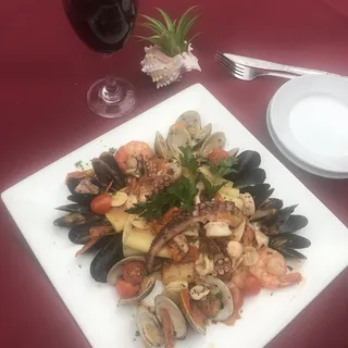 Pacchero Salsiccia and Friarielli