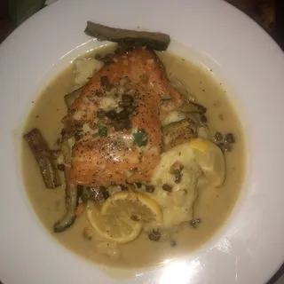 Salmone Alla Mugnaia
