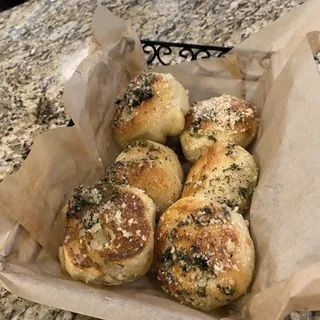 Garlic Knots