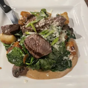 Peppercorn Medallions (Tossed with gnocchi, spinach, mushrooms and caramelized onions in a cream peppercorn sauce)