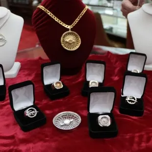 Custom shop Jewelry at Vernon Jewelers.