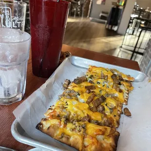 Bacon Cheeseburger Flatbread