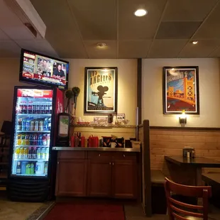 Condiment station and drinks
