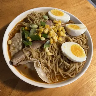 Tre's Way.  Roasted pork belly, pork bone broth (Tonkotsu), noodles, pork dumplings, soft egg, corn, scallions, chili oil