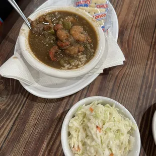 Seafood gumbo with coleslaw