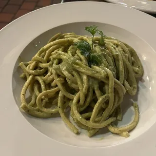 VEGAN Bucatini Pesto Pistacchio