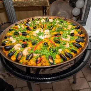 Seafood paella