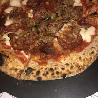 Carne Pizza