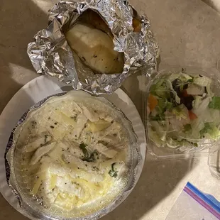 Chicken Alfredo lunch special