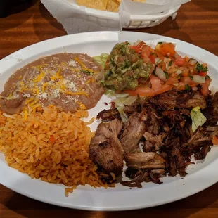 Carnitas plate