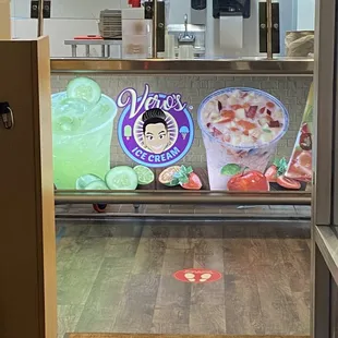 a view of a vero ice cream parlor