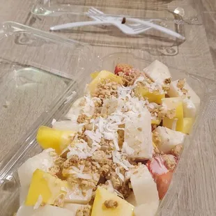 BIONICO and BANANA SPLIT