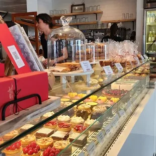 donuts, interior