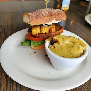 Joaquin Phoenix on gluten free bread and Cali style burger. With a side of mashed potatoes