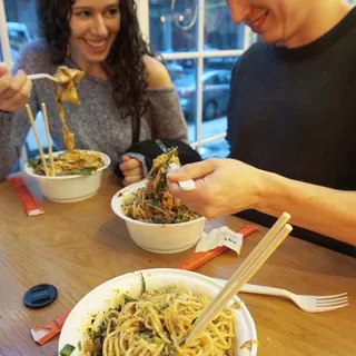 Spicy VEGAN Noodles Dry