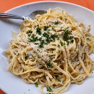 Cacio E. Pepe pasta