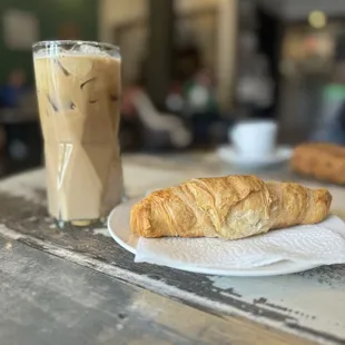 Croissant and latte