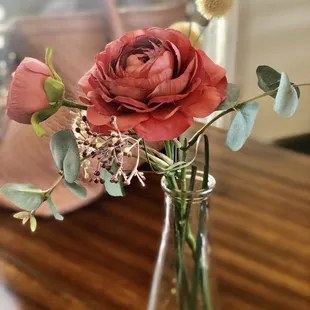 Nice table accents