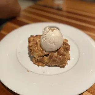 Apple cobbler