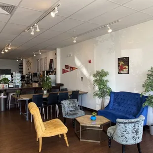 Love the cozy, inviting atmosphere.  Great place to meet up with friends or study by yourself or just read a book.
