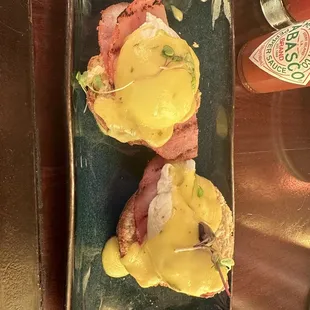 Eggs Benedict
