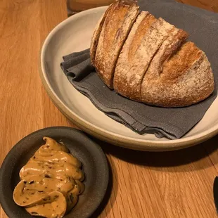 Warm bread and mushroom butter