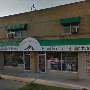 Vesuvio Italian Bakery &amp; Deli