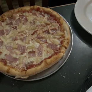 Hawaiian pizza