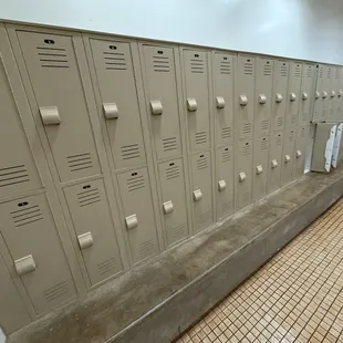 Lockers available at the K. Mark Takai Veterans Aquatic Center