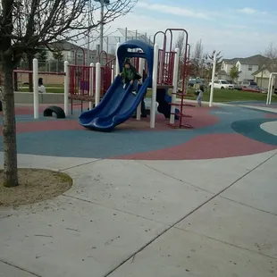 the windiest park in Tracy.  Has a few barbeques, a covered, picnic area and a couple of electrical outlets.