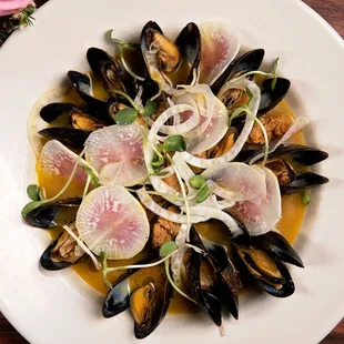 food, oysters and mussels