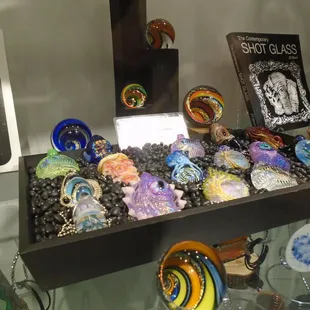 Some cool looking lovecraftian inspired pieces.