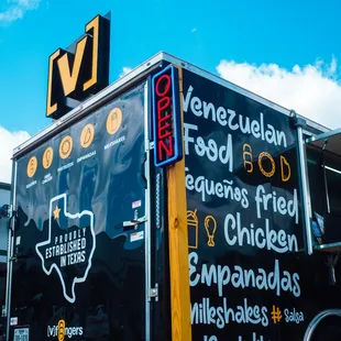 a food truck parked in a parking lot