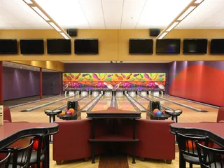 Great River Bowl & Partners Pub