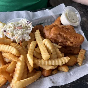 Walleye Fingers Basket