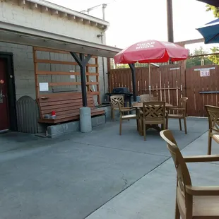 outdoor seating area