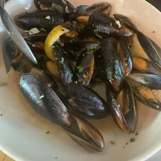 Wood Fired Mussels