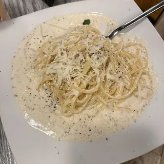 Spaghetti Cacio e Pepe