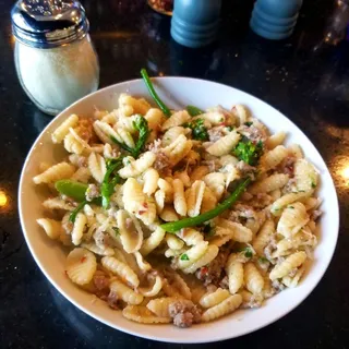 Cavatelli con Broccoli e Salsiccia