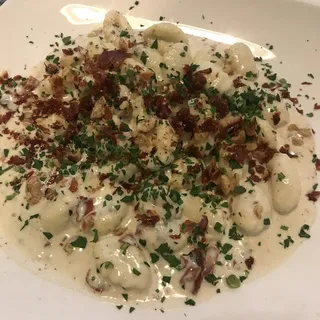 GNOCCHI WITH GORGONZOLA AND SPECK