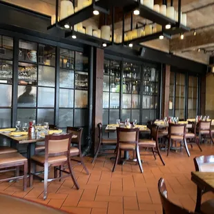 ramen and noodles, interior