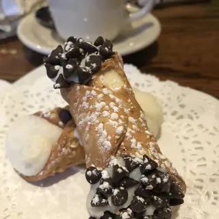 Cannoli Duo