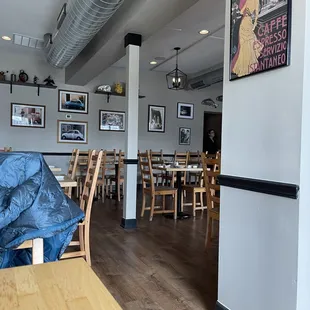 the interior of a restaurant