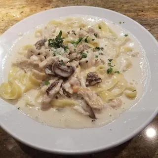Fettuccine Pollo