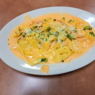 Pappardelle Creamy Smoked Salmon is a Valentine's Day 2023 special. Huge plate!